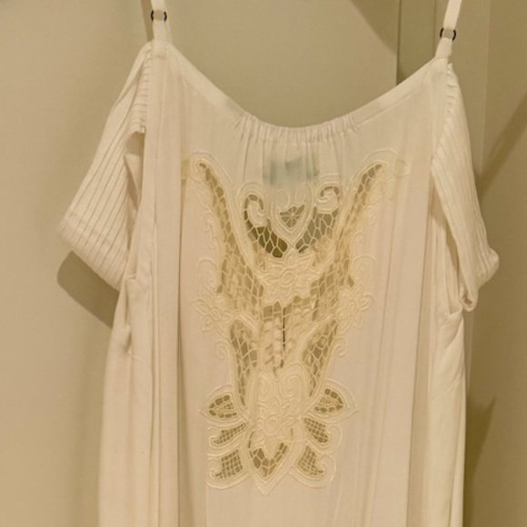 Off-Shoulder Maxi Dress - Angels by the Sea Hawaii - Picture 3 of 8